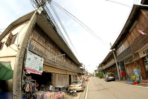 Le case in legno di Chiang Khan sul Mekong