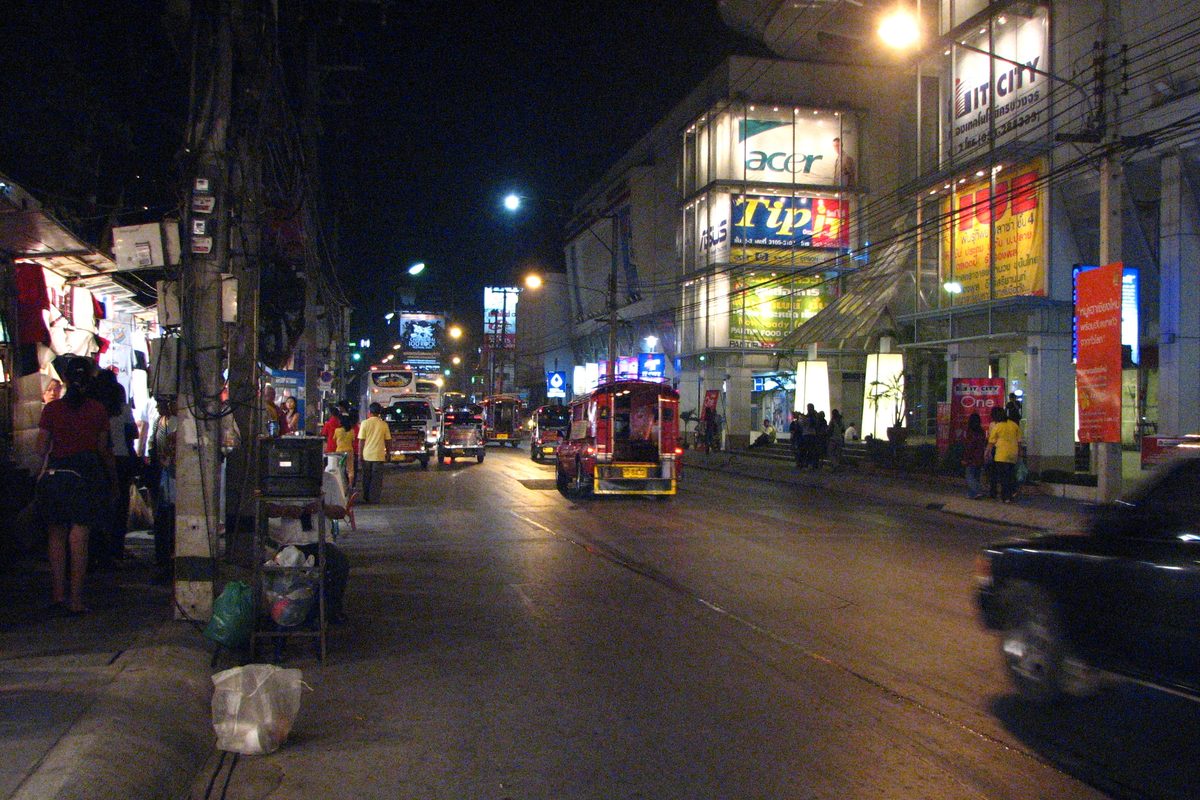 Il mercato notturno di Chiang Mai