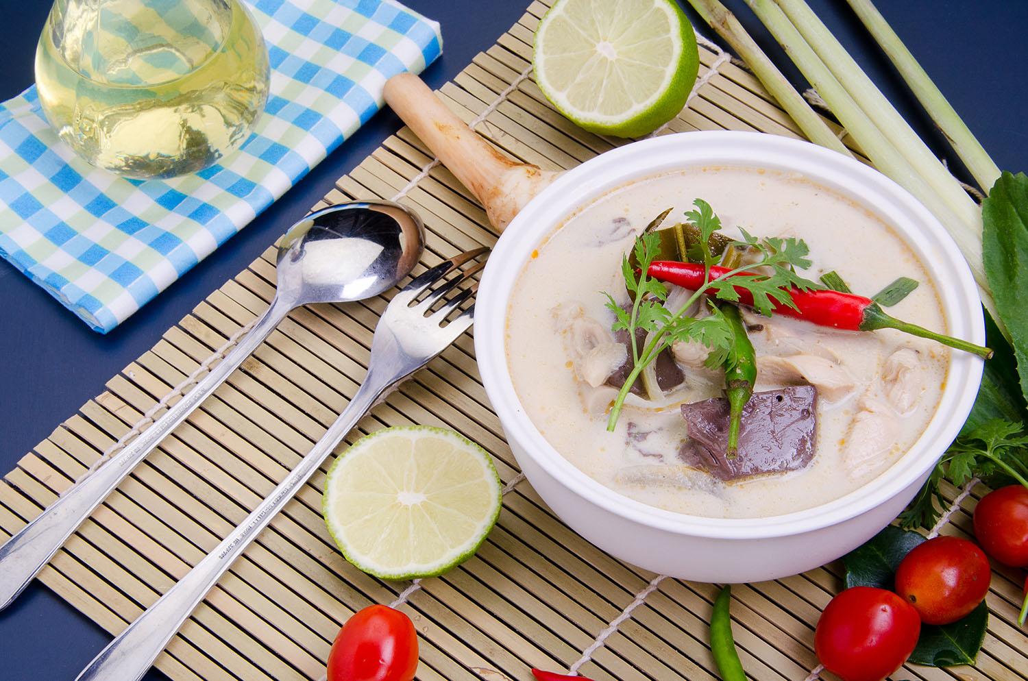La zuppa tom kha kai