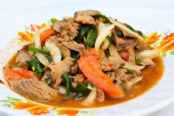 L'insalata di manzo yam nua