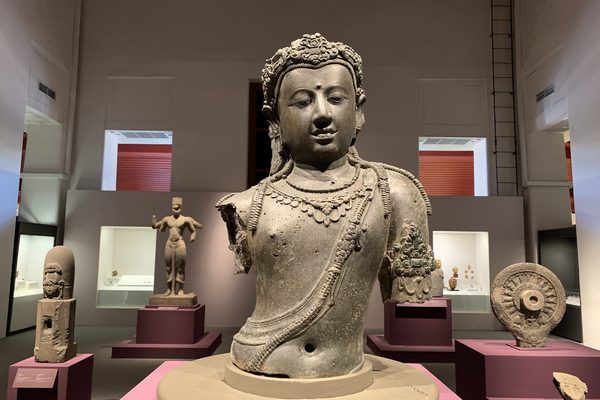 Il bodhisattva Avalokiteshvara dell'arte di Chaiya