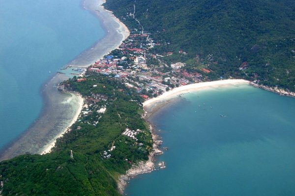 La spiaggia di Haad Rin durante il Full Moon Party