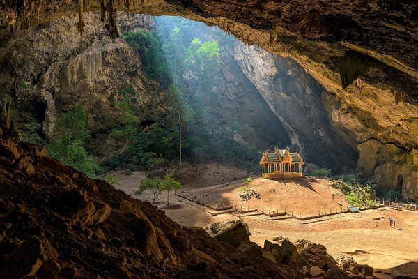 Il padiglione nella grotta Phraya Nakhon