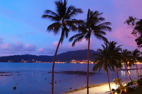 La spiaggia di Patong a Phuket